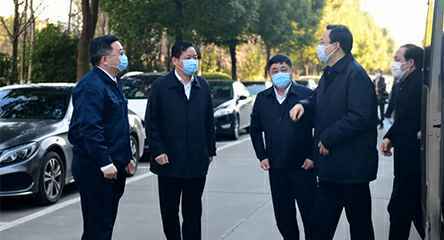 省委常委、苏州市委书记蓝绍敏来到福州冯岩线上教育平台有限公司调研